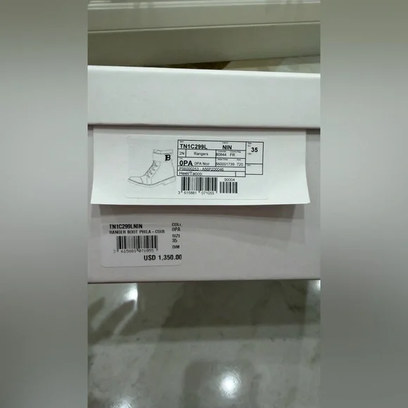 Balmain Black Leather Combat Boots with Gold B Symbol; Size 35; Brand New in Box - Picture 10 of 10